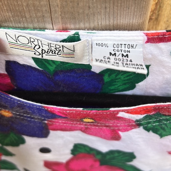 Vintage Floral Tee - Picture 4 of 7